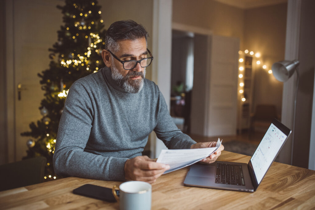 5 Year-End Financial Moves for the Holidays Ron Bartlett